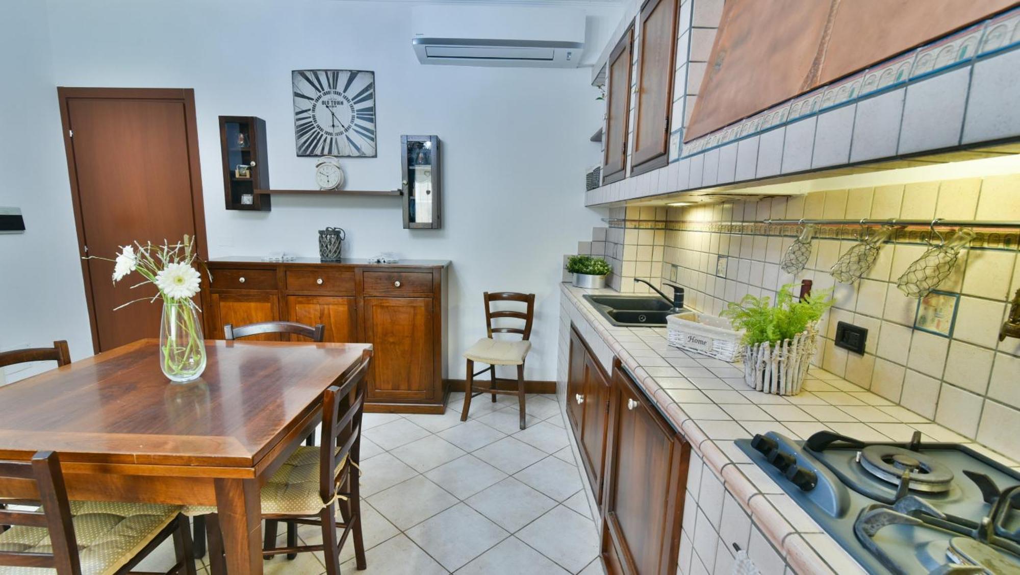 Fontana Oasis Apartments Castelnuovo del Garda Ruang foto